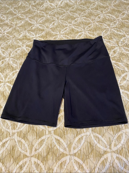 CALIA by Carrie Underwood Pants - CALIA by Carrie Underwood Black High-Waist Bike Shorts Medium